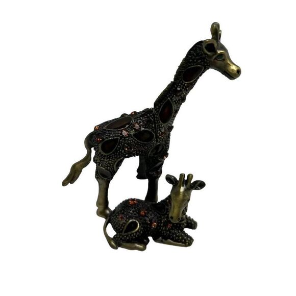 Bedazzled Giraffe with baby. Small trinket/pill box. - Picture 1 of 6